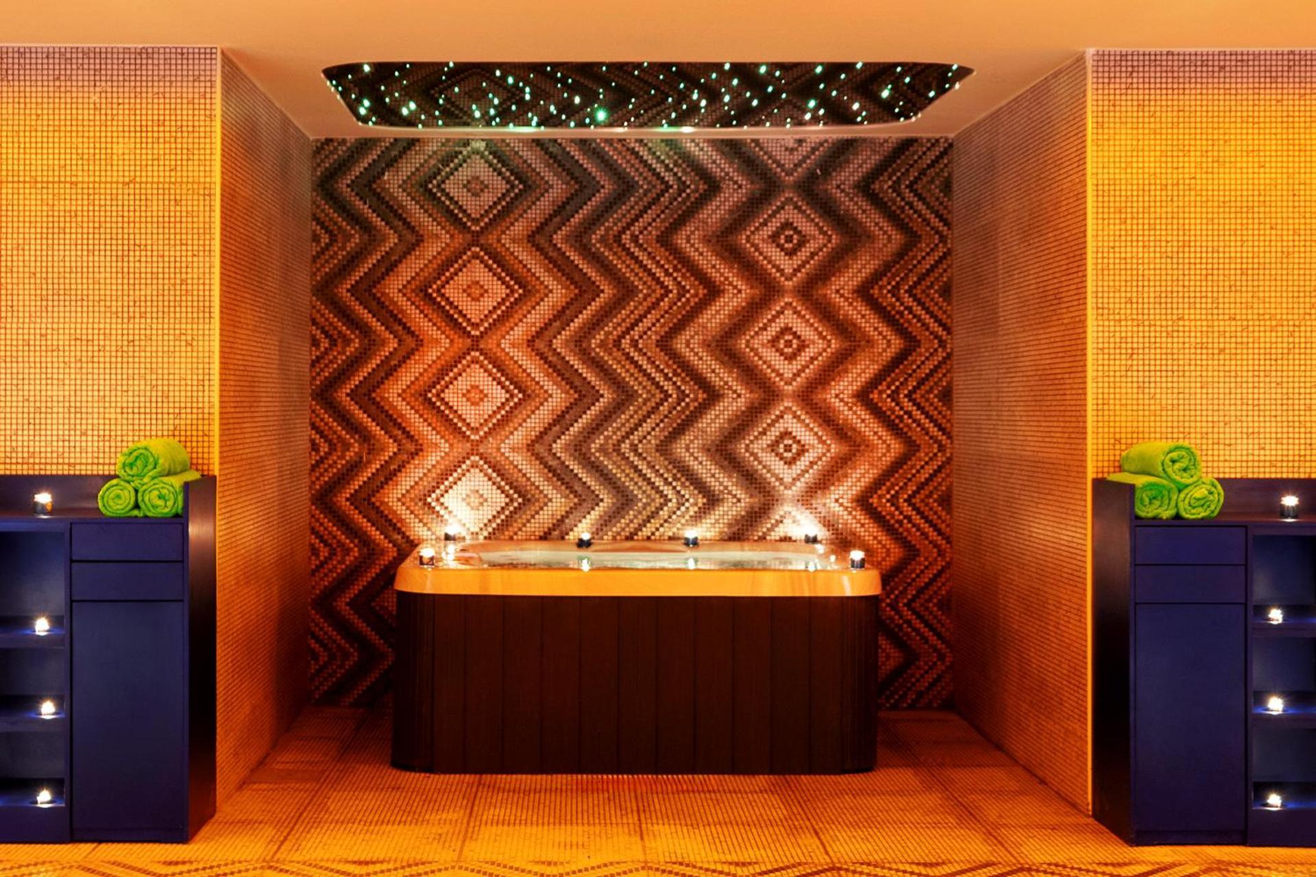 Pickalbatros Blu Spa Resort - Adults Friendly 16 Years Plus- Ultra All-Inclusive الغردقة المظهر الخارجي الصورة A spa at the Mandarin Oriental, Hong Kong
